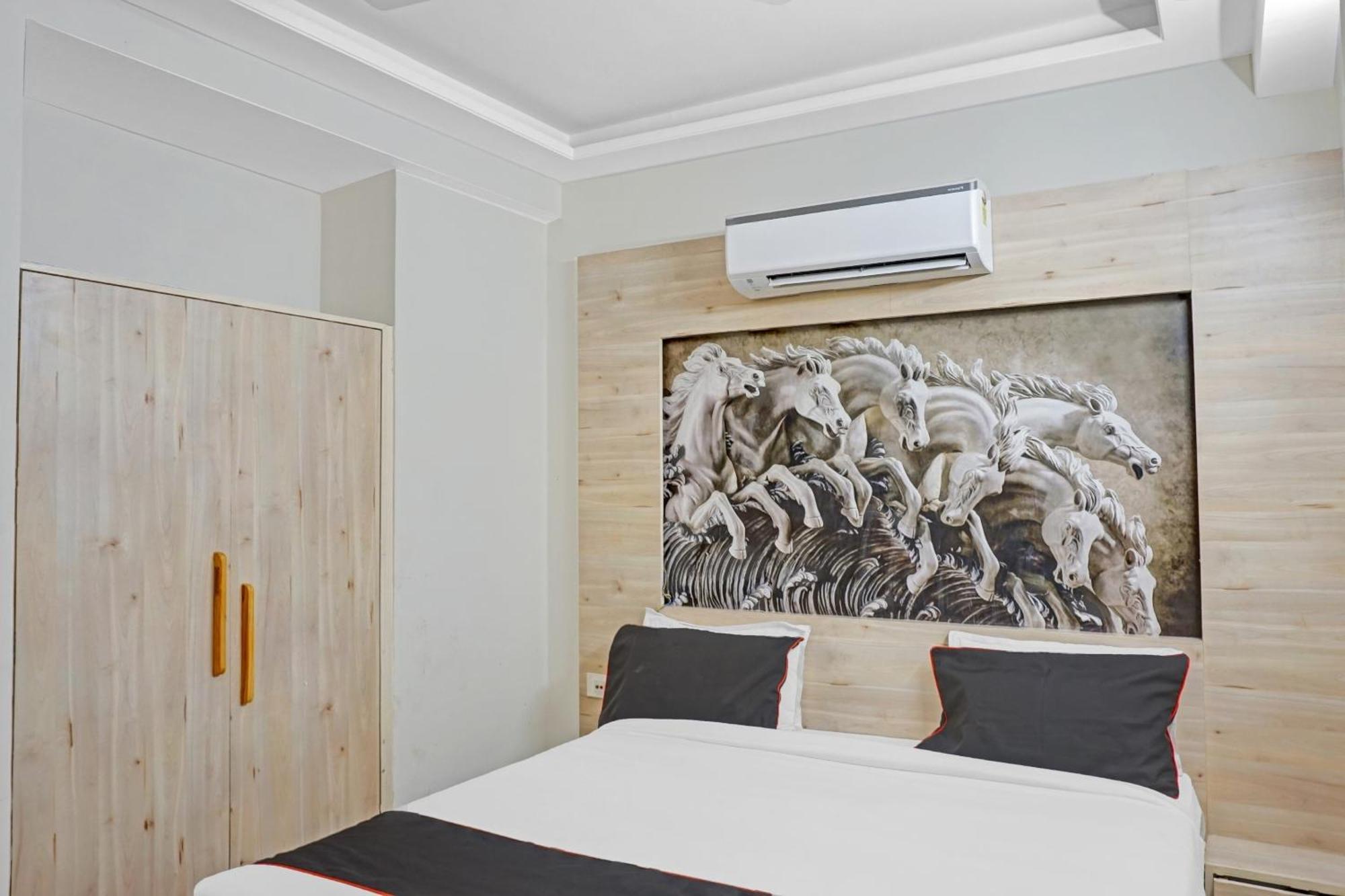 Collection O Sundew Hotel Jaipur